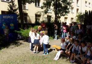 Juniorzy dziękują Pracownikom przedszkola