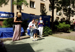 wręczanie dyplomów i nagród