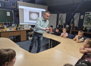 Juniorzy w Planetarium