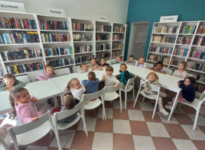 Tuptusie w bibliotece