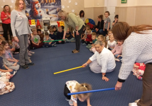 Konkurencja urodzinowa dla Tuptusiów.