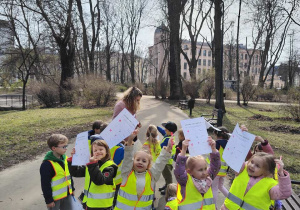 Żaczki na spacerze.