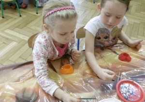 Smyki przygotowują niespodzianki dla Rodziców z okazji Dnia Mamy i Taty