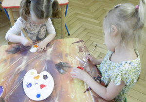 Smyki przygotowują niespodzianki dla Rodziców z okazji Dnia Mamy i Taty