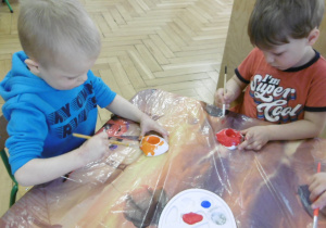 Smyki przygotowują niespodzianki dla Rodziców z okazji Dnia Mamy i Taty