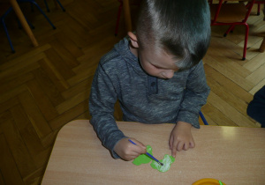 Żaczki przygotowują niespodzianki dla Rodziców z okazji Dnia Mamy i Dnia Taty