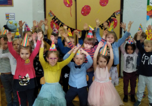 urodzinowe zdjęcie grupowe w grupie Smyki