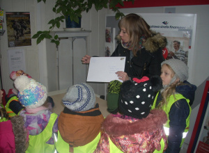 Wyjście Żaczków na pocztę