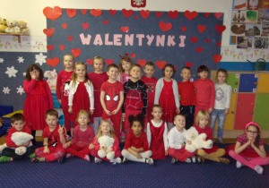 walentynkowe zdjęcie grupowe - Juniorzy