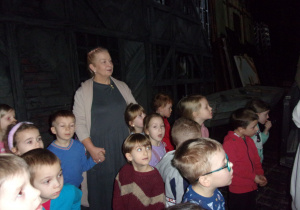 Żaczki za kulisami Teatru Wielkiego