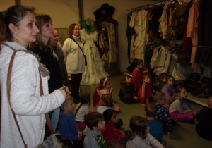 Żaczki za kulisami Teatru Wielkiego