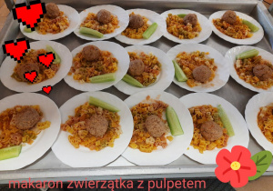 makaron zwierzątka z pulpetem i ogórkiem zielonym