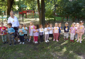 Tuptusie śpiewają hymn przedszkolaka