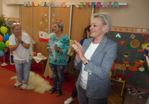 brawa dla wszystkich pracowników przedszkola zaangażowanych w przygotowanie Dnia Głośnego Czytania