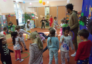 Juniorzy na Capoeira w piżamach