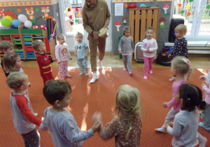 Tuptusie na Capoeira w piżamach